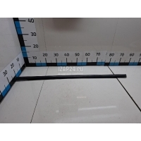 Накладка стекла переднего левого Hyundai-Kia Tucson (2004 - 2010) 822102E000