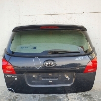 Kia venga крышка багажника задняя задняя