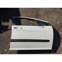 Дверь передняя правая Peugeot 308 1 2008