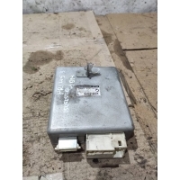 Блок управления двигателем Toyota Prius 3 2010 8965047260