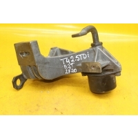 Лапа двигателя volkswagen транспортер t4 2.5 tdi ajt 074199207m