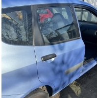 Honda джаз ii 02 - 08 дверь правая задняя цвет b506m