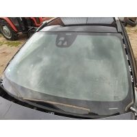 Volvo v40 ii d3 2.0d кросс кантри стекло переднее
