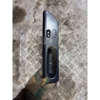 Кнопка стеклоподъемника переднего правого Renault Laguna 1 1995