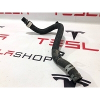 ПАТРУБОК (ТРУБОПРОВОД, ШЛАНГ) Tesla Model S 2016 1072148-00-B