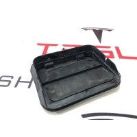 Клапан воздушный Tesla Model S 2016 1068034-00-C,6007556,2F2AB2,B280B62,2F2A
