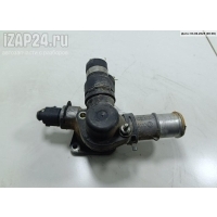Фланец (тройник) системы охлаждения Volkswagen Passat B5+ (GP) 2001 038121133A