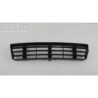 Решетка (заглушка) в бампер Перед. Audi A6 C5 (1997-2005) 1999 4B0807683F