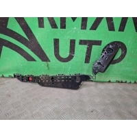кронштейн бампера Toyota Highlander 4 U70 2019-нв 521560E100, 8