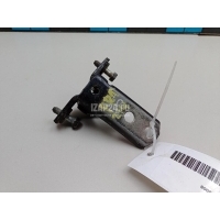 Петля двери Mitsubishi Outlander (CU) (2001 - 2008) MR302271