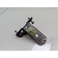 Петля двери Mitsubishi Outlander (CU) (2001 - 2008) MR302271