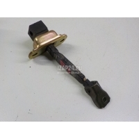 Ограничитель двери Mitsubishi Outlander (CU) (2001 - 2008) MR473583