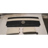 Volkswagen oe 701853653 решетка радиатора