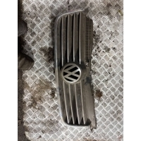 Решетка радиатора Volkswagen Passat B5 2001