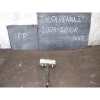 Ограничитель дверь правая передняя toyota сиенна ii 03-10r