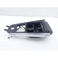 Подстаканник центральной консоли Mercedes-Benz GLB-Class X247 2021 A2476807203, A1776806001