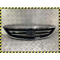 Решетка радиатора Kia Carens 2 2004