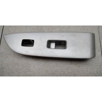Накладка обшивки двери передней правой lexus RX 300/330/350/400h 2003-2009 7423048140