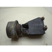 Подушка крепления КПП Volkswagen Transporter T4 1995 701199201