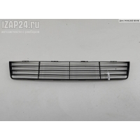 Решетка (заглушка) в бампер Перед. Ford Fusion 2004 2N11-A018A58