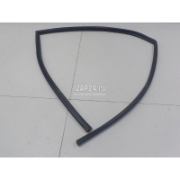 Уплотнитель стекла двери Mitsubishi Lancer (CS/Classic) (2003 - 2008) MR526477