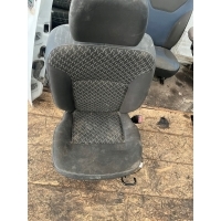Renault kangoo ii 1,5 dci 07- кресло пассажира правая