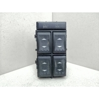 Кнопка стеклоподъемника переднего левого Ford Mondeo 3 2003 03163453,3S7T14A132BA