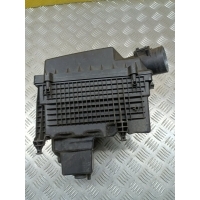 Корпус воздушного фильтра Land Rover Freelander II (2006-2014) 2011 LR006073