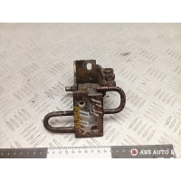 петля двери передней правой Skoda Superb 2007 4B0831412B