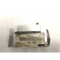 Клапан кондиционера Volkswagen Scirocco MK3 2009 1K2820103