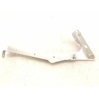 Кронштейн крыла Audi A5 8T 8T0821135G