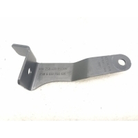 Кронштейн Audi A6 C7 4G0951229