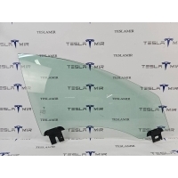 Стекло двери передней правой Tesla Model S 2018 43R-001074,6006647-00