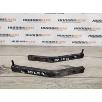 Крепление радиатора Audi A5 8T 2009 8K0805527A