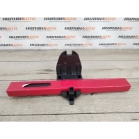 Знак аварийной остановки Audi A5 8T 2009 8T0860251