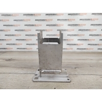 Кронштейн усилителя бампера Audi A4 B8 2010 8K0807133D, 8K0807133D, 8K0807133C, 8K0807133B, 8K0807133