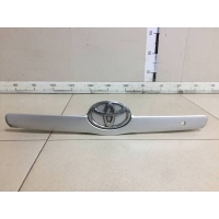 Накладка крышки багажника Toyota Toyota Camry (V40) 2006-2011 7681133170E0