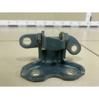 Петля двери задней правой верхняя Toyota Toyota Camry (V40) 2006-2011 6875020121, 6875020122, 6875005020