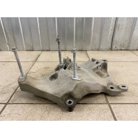 кронштейн RENAULT DUSTER 1 2015- 117104555r