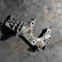 Кронштейн ТНВД Audi A4 B7(2004-2008) 2006 059130147h