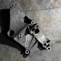 Кронштейн генератора Renault Megan Scenic 2 2005 8200100148