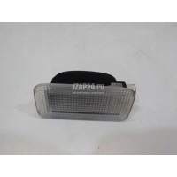 Плафон салонный Toyota Auris (E15) (2006 - 2012) 8124005041