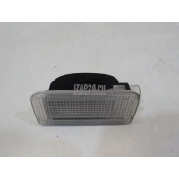 Плафон салонный Toyota Auris (E15) (2006 - 2012) 8124005041