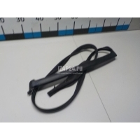 Уплотнитель двери BMW 5-serie F10/F11 (2009 - 2016) 51357182303