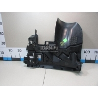 Накладка (кузов внутри) Mercedes Benz W204 (2007 - 2015) 2046800108