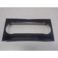 Накладка декоративная Mercedes Benz W204 (2007 - 2015) 2046800390