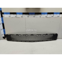 Решетка в бампер центральная Mercedes Benz W204 (2007 - 2015) 2048852123