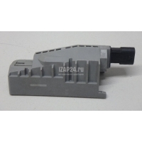 Выключатель концевой Mercedes Benz W204 (2007 - 2015) 2128210251