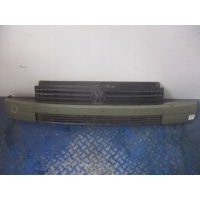 Volkswagen транспортер t4 решетка радиатора 701853653