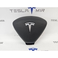 Подушка безопасности водителя Tesla Model S 2018 1036778-01,10198704,1023381-00,1037227-66